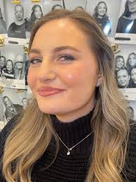 Absolutely loving falling back in love with makeup all over again working  for @vieve ✨, Really is a dream come true being a Vieve certified makeup  artist 🩶, A coupla gorgeous gals! @judy_h812_x ...