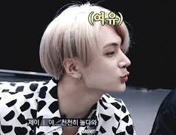 ENHYPEN's Jay makes everyone fall in love with him with his charismatic  visual and sharp jawline