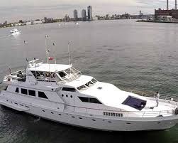 Book easily from a large choice of boats: Nyc Nj Yacht Charters Boat And Yacht Rental Manhattan