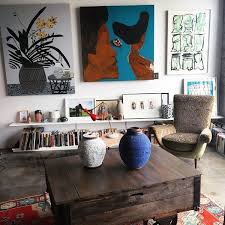 Step Inside Emily Ratajkowski S Art Filled L A Apartment Decor Emily Ratajkowski Art Home Deco