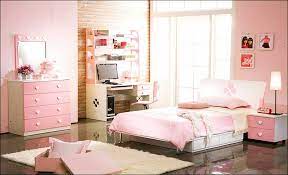Flower mural perfectly blends pink, red, purple and green in this compact girls' bedroom luxurious looking girls' bedroom with a multitude of shades including pink. 7 Stylish Pink Bedroom Design Ideas For Girls Home Design Ideas