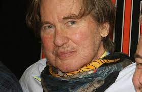 Val edward kilmer (born december 31, 1959) is an award winning actor known for playing iceman (no, not that iceman … Val Kilmer Finds It Difficult To Be Understood Entertainment Dailylocal Com