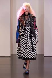 He was creative director for louis vuitton from 1997 to 2014. Marc Jacobs Resort 2017 Collection Vogue