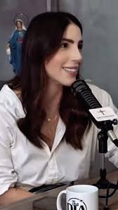 O homem que não vendeu a sua alma! Essa é a história de Thomas More, santo  da Igreja Católica e padroeiro dos políticos e governantes. Thomas More,  frente a frente com a