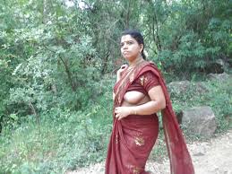 Hot tamil mallu aunty sri lekha huge cleavage navel and thighs show pictures. Amateur Tamil Aunty Bathing In River High Quality Porn Pic Amateur
