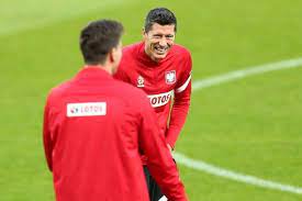 W składzie rywali widać pewien respekt do polskiej drużyny, ale eksperci ze słowacji przekonują euro 2020. Polska Wegry 2021 Kiedy I Z Kim Jeszcze Zagra Reprezentacja Polski Mecze Eska Pl