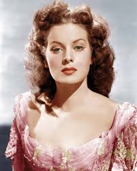 Celebrating Maureen O'Hara: Ireland's Cinematic Jewel 🎥☘️ Born Maureen  FitzSimons