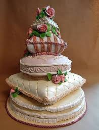 Hochzeitstorten Originell Ausgefallene Designs Vorschlage Fur Aussergewohnliche Menschen Hochzeitstorte Hochzeitstorte Ausgefallen Hubsche Kuchen