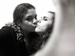 Floro Amanda!*__! (@riri4ever)