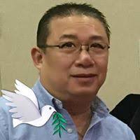 Sandy Mach's Instagram, Twitter & Facebook