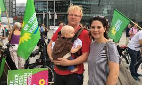 Nun schaltet sich kanzlerkandidatin annalena. Alternativer Wohngipfel Und Demo Starke Beteiligung Von Grunen Und Gewerkschaften Gewerkschaftsgrun