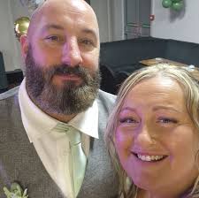 Not sure if im allowed to ask this here but can anybody please advise where  is best to buy leggings from that hold your tummy's in well and has good  support ??