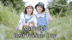 Friends — the family that we choose — is celebrated on national friendship day on august 1. Gmy5cpy Aile2m