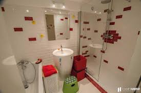 Une Salle De Bain Style Pop Art Salledebain Enfant Popart Salle De Bain Renovation Salle De Bain Salle De Bain Originale