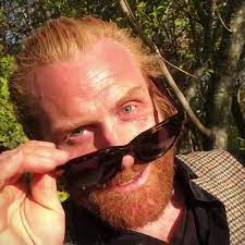 Hos oss får du träffa legitimerade optiker som kan utföra olika typer av synundersökningar och hitta rätt lösning för just dig. Synsam Home Facebook