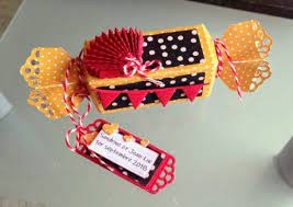 183 Scrapbooking Deco Mariage Ballotin Boite Bonbons Ou Dra Scrapbooking Deco Scrapbooking Decoration Noel