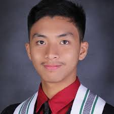 Sean Ernest's Instagram, Twitter & Facebook