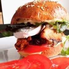 Burger Poulet Chevre Et Miel Recette Burger Maison Recette Burger Chevre Miel