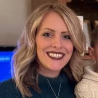 Lori Michalski's Instagram, Twitter & Facebook