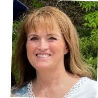 Dorothy Silcox's Instagram, Twitter & Facebook