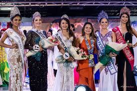 No me basta tu piel para saciar mi sed quiero amarte por dentro ser la sangre en tu cuerpo atrapado en tus venas cumpliré esta condena en tu fluido vital estaré hasta el final. Beautiful Ladies Of New Washington What Miss Pacto De Sangre Facebook