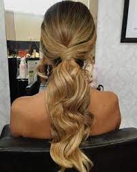 15 Creative Ponytail Ideas You Will Want To Copy Bafbouf Messy Ponytail Hairstyles Long Ponytail Hairstyles Hair Styles