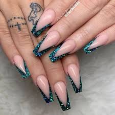 Suitable to use on top of nail polish, uv builder gel. Glitter Acrylic Nails