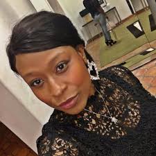 Everybody Welcome to GloRilla to #CMGRecords ✍🏾 Let's Goooooo 🚦#FNF  #TheMovement G to tha L to tha O, #BigGLO Honored to Be In Business With  You🤞🏾