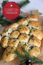 Snacks Zu Weihnachten Pizzabrotchen Tannenbaum Rezept Lavendelblog Weihnachts Snacks Pizzabrotchen Herzhafte Snacks