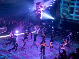 Puxou a calcinha pro lado e quicou na piroca do amante