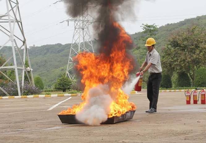 bình cứu hỏa