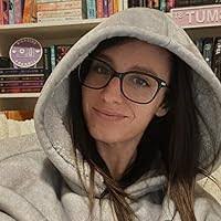 Amanda Wildes's Instagram, Twitter & Facebook