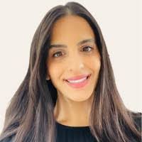 Fern Bean's Instagram, Twitter & Facebook