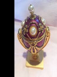 The third imperial egg is an easter fabergé egg created in the workshop of peter carl fabergé for the russian tsar alexander iii and presented to his wife, maria feodorovna, on orthodox easter of 1887. Missing Faberge Eggs Joan Rivers Imperial Treasures The Lost Treasure Egg Faberge Ebay Faberge Eggs Faberge Joan Rivers