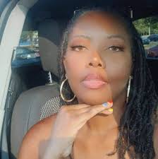 Essence made sure to clarify their photoshoot with Ace & Chelley, happened  before Ace came at Nicolandria's relationship. #Loveislandusa