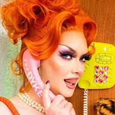 🏳️‍🌈 🏳️‍⚧️ In a time of rising political and social pressures LGBTQ+  communities are using art as a powerful tool for resistance, celebration  and connection. 🚐 This #PrideMonth we spoke to Royal