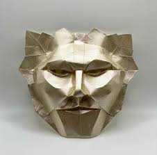 Origami mask by Fynn Jackson @jacksonsorigami, Metalo paper by Neenah,  spray paint. . #origami #origamimask #origamiart #origamiwork #paper  #paperart #paperwork #papercrafts #paperfolding #mask #オリガミ #オリガミマスク #おりがみ  #おりがみアート ...