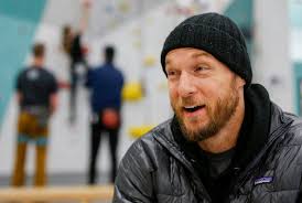 Hollywood personal trainer sues Springfield antique store over book