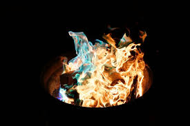 Chief king:connor sullivanand his scouts were out in the forest for the annual scout survival camp. Bonefire Fire Flame Charcoal Ash Smoke Heat Bonfire Piqsels