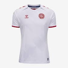 + seleções e jogadores registram apoio e orações por eriksen após drama na euro + relembre outros casos de. Novas Camisas Da Dinamarca Para 2021 2022 Hummel Big One Sports