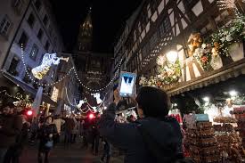 Visitez la page dédiée pour vous inscrire et obtenir toutes les. Strasbourg Les Touristes De Retour Au Marche De Noel Un An Apres L Attentat La Presse