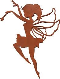 Rm Design Roststecker Zink Elfe Sitzend Verschiedene Grossen Mittel Amazon De Garten Edelrost Blumentopf Design