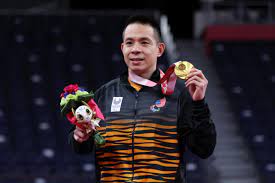 The latest tweet by paralympic games states, 'cheah liek hou made history when he won the first #parabadminton #gold for #mas in the men's . Aiu Twl0bm6xbm