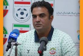 سرمربی بعثت کرمانشاه: مسئولان به داد فوتبال کرمانشاه برسند