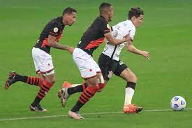 White shirt, black shorts and white socks; Atletico Go X Corinthians Onde Assistir Escalacoes E Desfalques