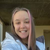 Jade Estes's Instagram, Twitter & Facebook