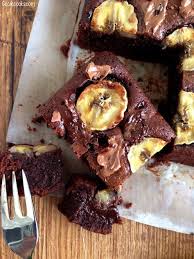 Brownie Ultra Fondant A La Banane Et Aux Pepites De Chocolat Fondant Chocolat Banane Pepite Chocolat Gateau Banane Chocolat