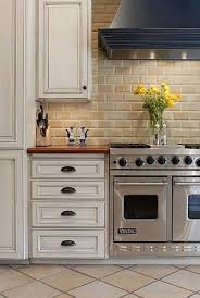 I Am All About Interior Brick Walls In Kitchens With Images Home Kitchens Antique White Kitchen Kitchen Inspirations