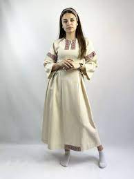 Славянский костюм женский