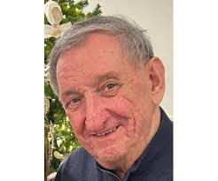 Mark Hayden's Instagram, Twitter & Facebook